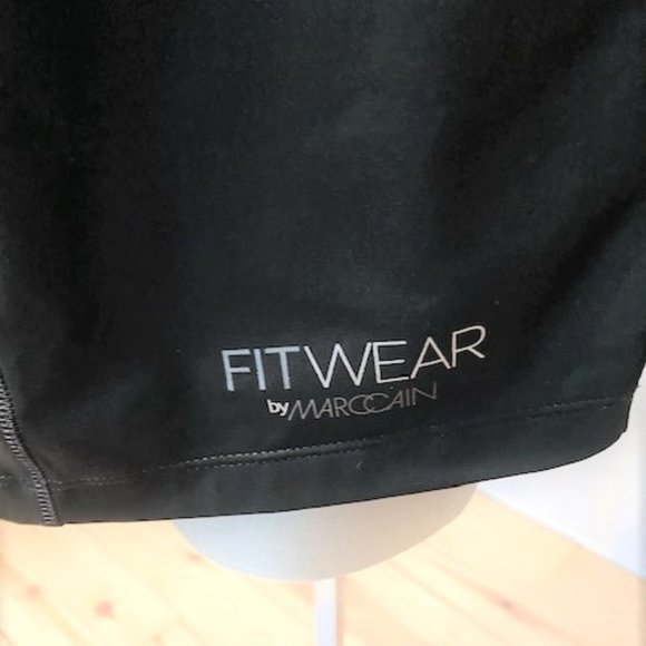 Marc Cain Fitwear Sleeveless Top - EUC - Picture 7 of 9